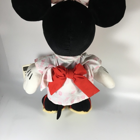 Minnie Mouse Around the World China Plush Doll - Picture 8 of 8